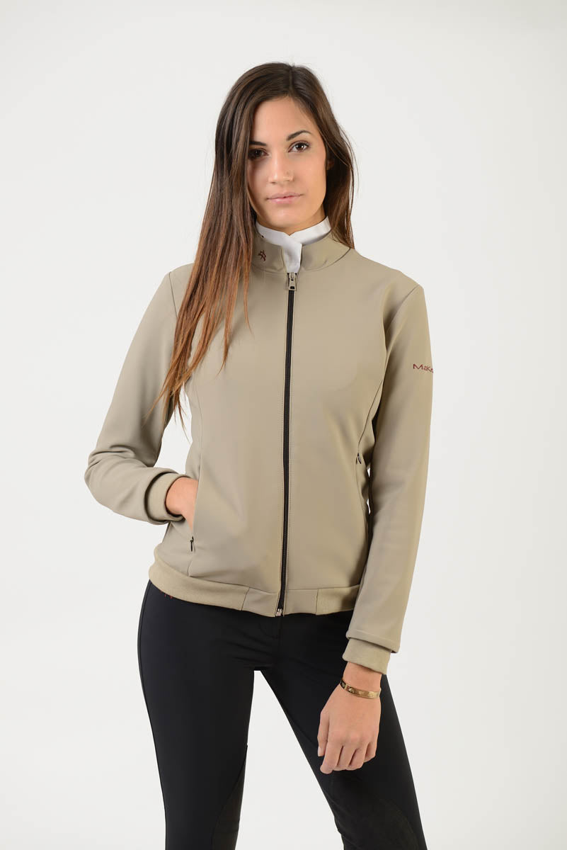 Technical Sweater | model GAIA | lady sweater | riding sweater | leisure time | sweater | clothing | equestrian | Makebe | elegance | comfort | comfort of movement | Made in Italy | riding | lady jacket | jacket | beige |