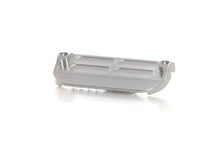 Load image into Gallery viewer, Jump stirrup | wave shape | Makebe | Technical | equestrian | riding | aluminum | inclined bench | easy to clean | innovative grip | Made in Italy | comfortable | comfort | anodic oxidation