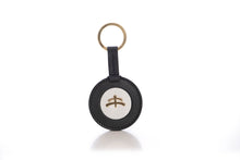 Load image into Gallery viewer, Round Key Ring | leather | leather fashion | fashion accessories | leather accessories | key holder |  keychain | Made in Italy | craftsmanship | Makebe | black | white |