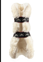 Laden Sie das Bild in den Galerie-Viewer, Gamaschen mit Lammfell Innenfutter TEMPLE
