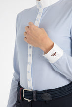 Laden Sie das Bild in den Galerie-Viewer, Turniershirt DAFNE &quot;A thousand buttons&quot;