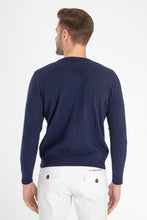 Load image into Gallery viewer, Soft cashmere sweater mod. DAVID with V neck