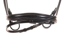 Laden Sie das Bild in den Galerie-Viewer, leather bridle | anatomical headpiece | convex noseband | Makebe | Stable line