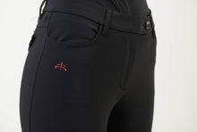 Laden Sie das Bild in den Galerie-Viewer, Ladies breeches | lady breeches | equestrian | riding breeches | clothing | alcantara grip | model AUDREY | Makebe | made in Italy | comfort of movement | grip | technical materials | black |