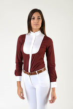 Laden Sie das Bild in den Galerie-Viewer, Ladies long sleeve shirt | lady long sleeve shirt | cotton | long sleeves shirt | model GRACE | long sleeves riding shirt | lady riding shirt | riding shirt | ladies riding shirt | comfort of movement | Makebe | clothing | equestrian | riding | technical material | made in Italy | elegance | bordeaux |