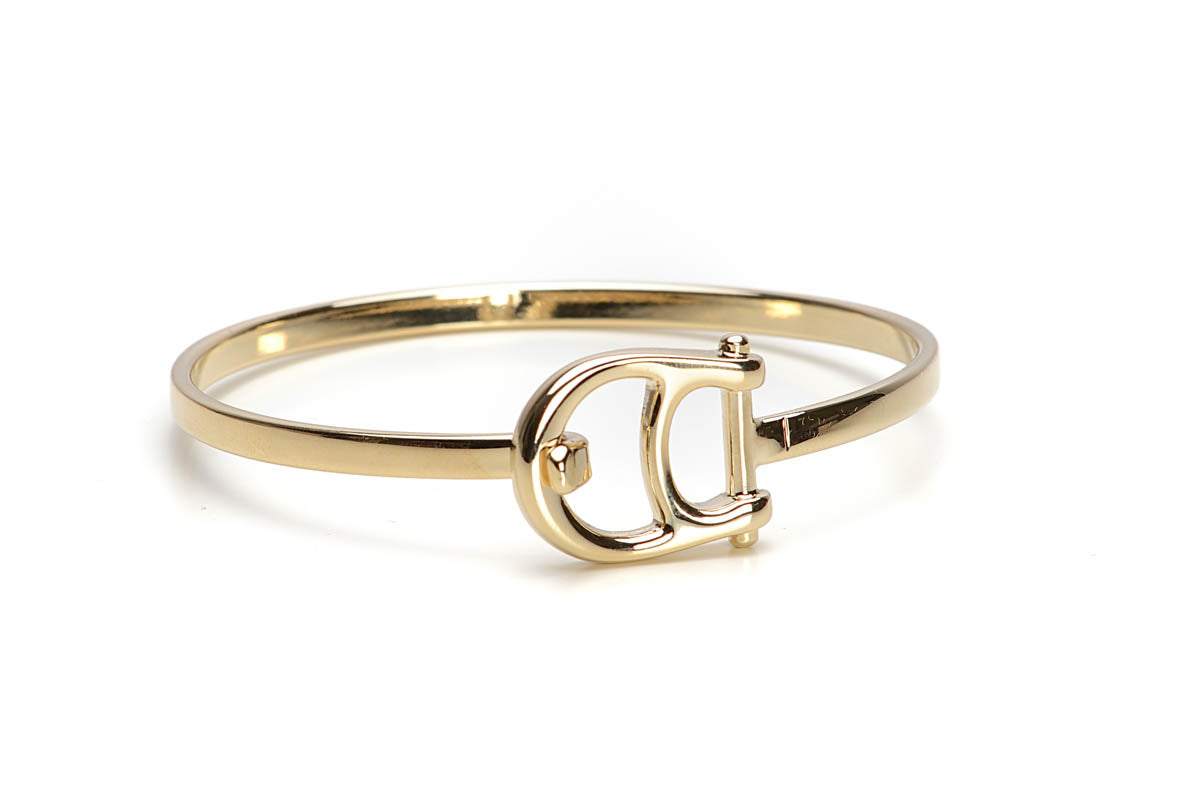 Stirrup brass bracelet | fashion accessories | brass bracelet | Makebe | equestrian | riding | accessories | bracelet |
