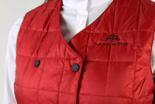 Laden Sie das Bild in den Galerie-Viewer, Ladies jacket | lady jacket | Body Warmer | model LADYBIRD | Makebe | clothing | equestrian | leisure time | sleeveless | padded | Made in Italy | red