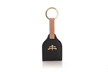 Load image into Gallery viewer, Stirrup leather Key Ring | leather | leather fashion | fashion accessories | leather accessories | key holder |  keychain | Made in Italy | craftsmanship | Makebe | black |