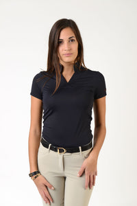 Ladies short sleeve polo shirt | lady short sleeve polo shirt | cotton | short sleeves polo shirt | short sleeves shirt | model ATENA | short sleeves riding polo | lady polo | lady riding shirt | riding shirt | ladies riding shirt | comfort of movement | Makebe | clothing | equestrian | riding | technical material | made in Italy | elegance | black |