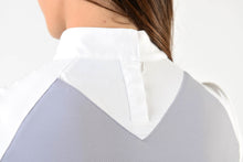 Load image into Gallery viewer, Ladies polo shirt | lady polo shirt | cotton | polo shirt | shirt | model JANE | riding polo | lady polo | lady riding shirt | riding shirt | ladies riding shirt | comfort of movement | Makebe | clothing | equestrian | riding | technical material | made in Italy | elegance | white | grey |
