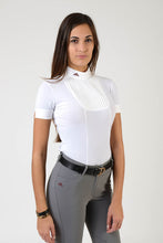 Load image into Gallery viewer, Ladies polo shirt | lady polo shirt | cotton | polo shirt | shirt | model VERONICA | riding polo | lady polo | lady riding shirt | riding shirt | ladies riding shirt | comfort of movement | Makebe | clothing | equestrian | riding | technical material | made in Italy | elegance | white |