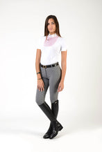 Load image into Gallery viewer, Ladies polo shirt | lady polo shirt | cotton | polo shirt | shirt | model VERONICA | riding polo | lady polo | lady riding shirt | riding shirt | ladies riding shirt | comfort of movement | Makebe | clothing | equestrian | riding | technical material | made in Italy | elegance | white | pink |