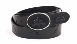 WYATT | unisex leather belt | leather belt | silver buckle | fashion accessories | belts | belt | Makebe | Made in Italy | elegance | accessories | clothing | black |